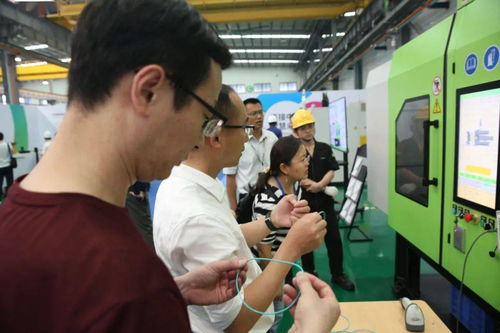 智造至简 整合创新 伊之密举办橡胶成型新产品新技术交流活动